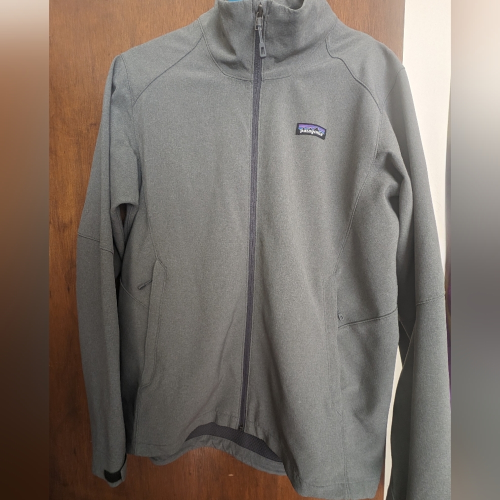 Patagonia Men's Lightweight Jacket - Grey Medium, Like new condition